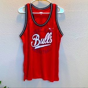 NWOT Chicago Bulls Women’s XL Jersey